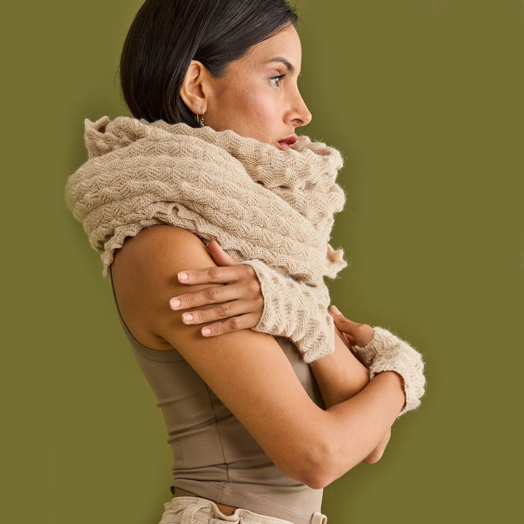 alpaca beige scarf and gloves