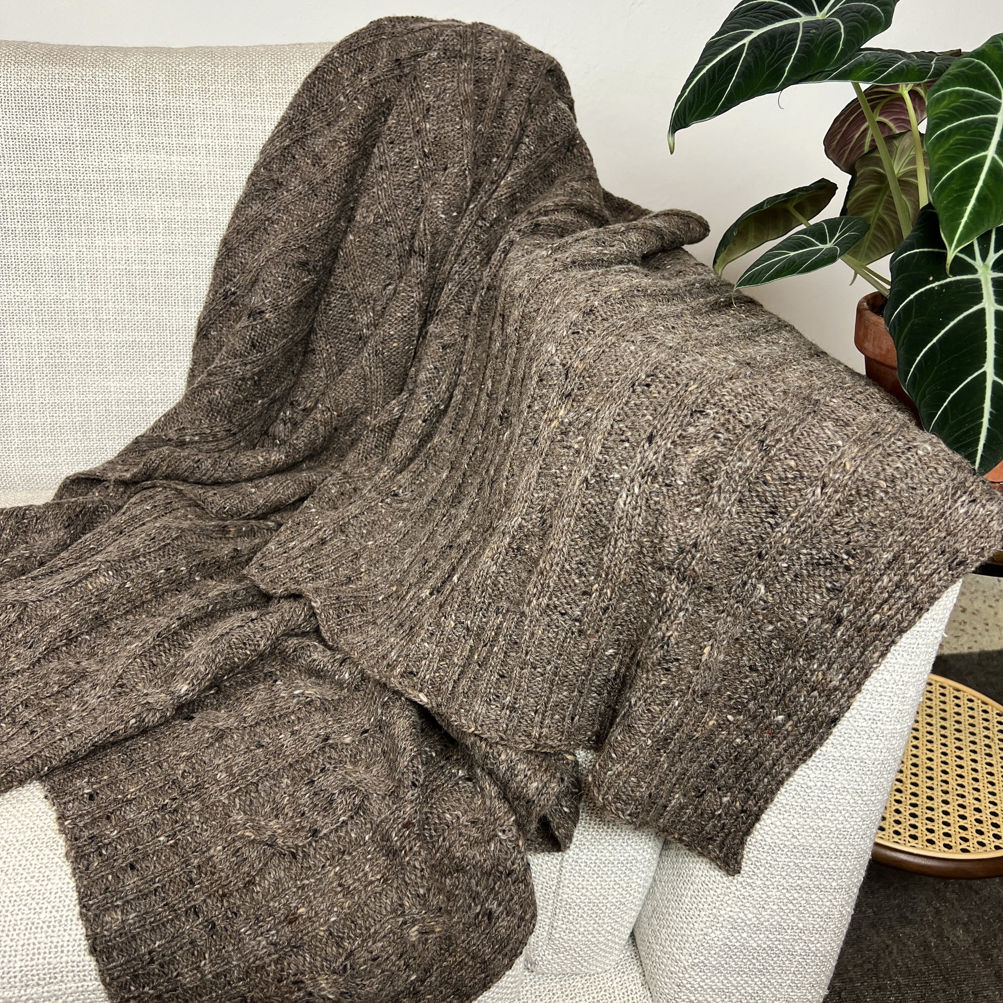 cable knit throw brown
