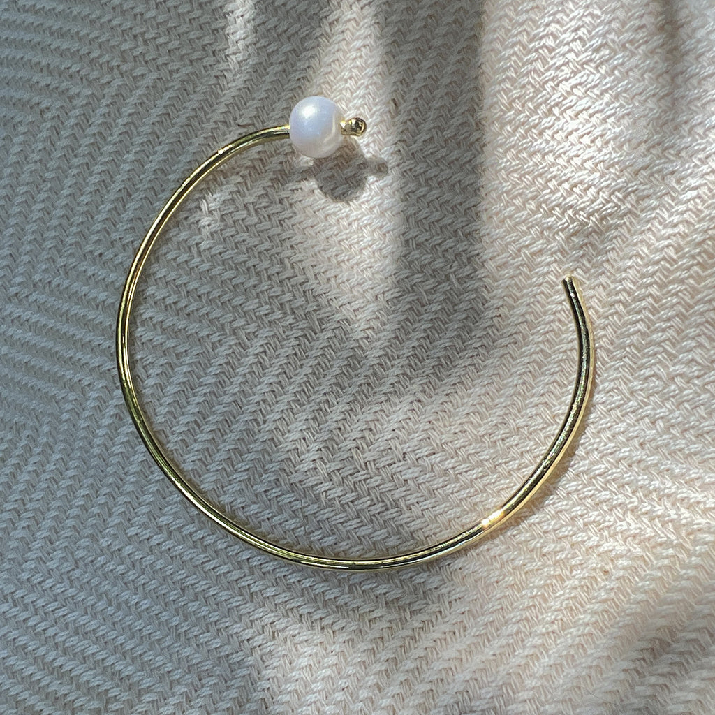 gold pearl bangle bracelet