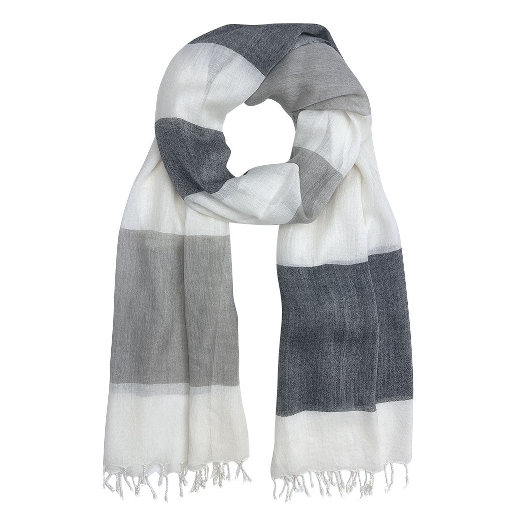 milk yarn stripe scarf