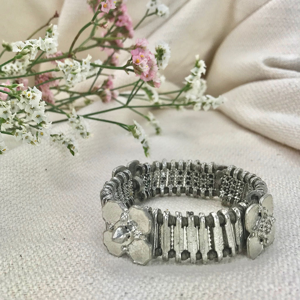 Silver Flower Chain Bracelet