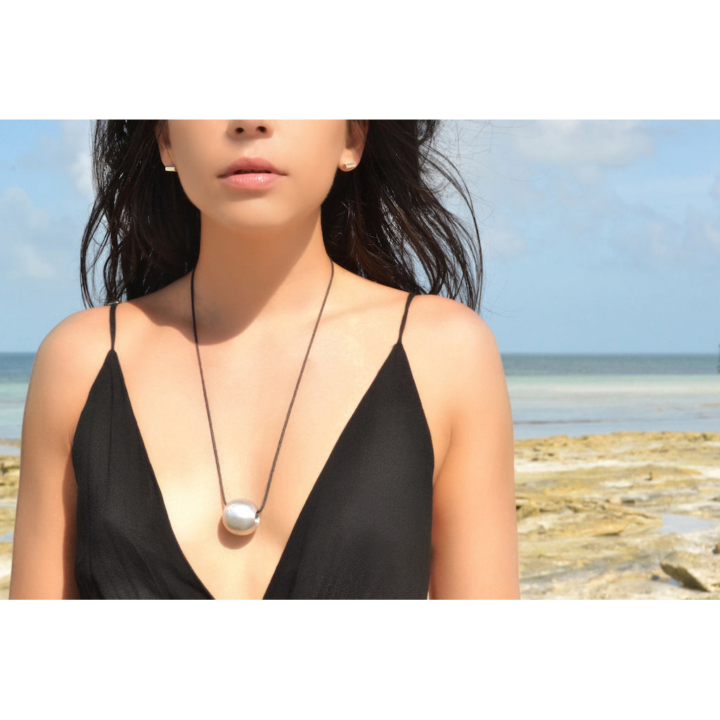 Recycled bombshell silver necklace